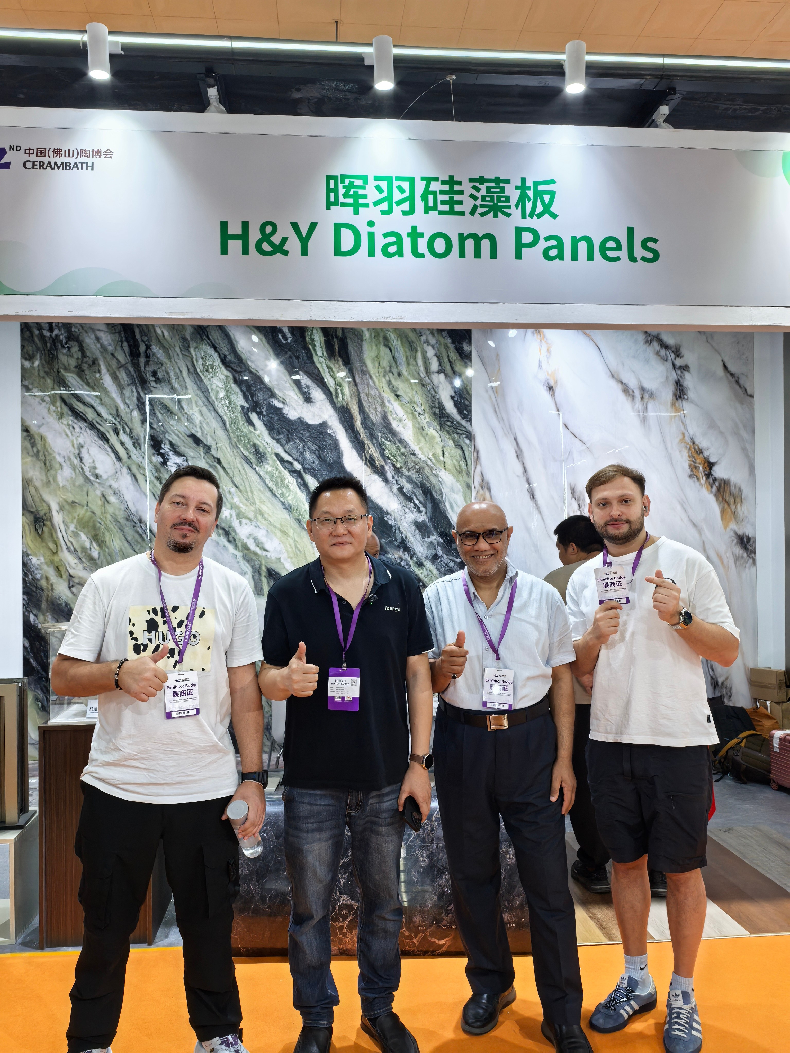 CUSTOMER GROUP PHOTO