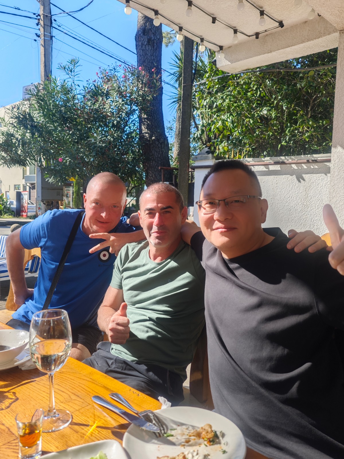 CUSTOMER GROUP PHOTO